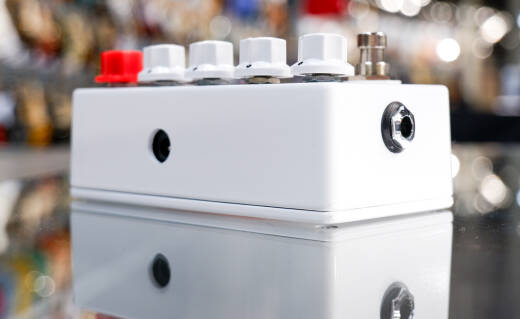 Gear Hunter | JHS Pedals - Milkman Slap Delay/Clean Boost Pedal